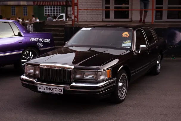 Kazino and Friends Android/iOS programa